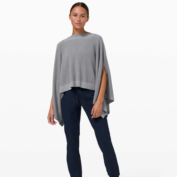 Lululemon gray Forward Flow poncho cape sweater - One Size NWOT - Picture 2 of 2